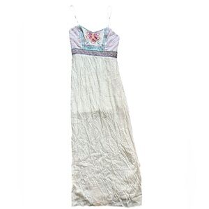 Chelsea & Violet White Embroidered Sleeveless Maxi Dress Women's size Large